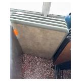 4 24ï¿½ Table Tops