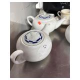 2 Tea Pots