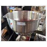 New! 16ï¿½ Aluminum Colander