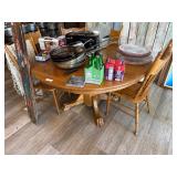 Round Dining Table w/ 5 Chairs