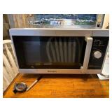 Supra Microwave Oven