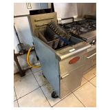 Avantco Nat Gas 40lbs Fryer