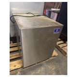 Ice & Water w/ Manitowoc Nugget Ice Maker [TW]