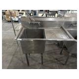 39ï¿½ Stainless Steel Sink w/ Right Drain Board
