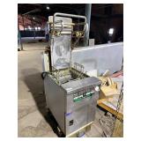 Pitco SFSELVRF Electric Fryer w/ Lift & Filter
