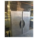 Victory VR-2 Double Door Refrigerator [WWR]