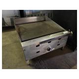 US Range 24' Natural Gas Flattop Grill