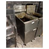 40lbs Nat Gas Fryer
