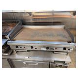 48' Jade Natural Gas Flattop Grill