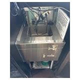 18' Hand Sink