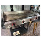 Star 48ï¿½ Electric Flattop Grill