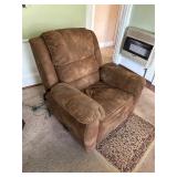 Recliner. (Worn spots stains) see photos