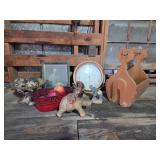 Magazine rack elephant decor lot