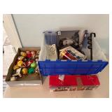 Holiday decor tote