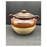Vintage 2 tone bean pot pottery