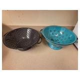Vintage enamel strainer bowls