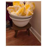 Step stool bowls and towels