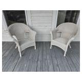 2 Wicker outdoor chairs