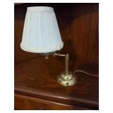 Swing arm desk lamp