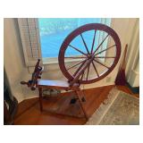 Antique spinning wheel