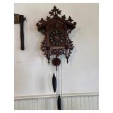 Vintage cuckoo clock (missing hands) untested