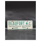 1986 Beaufort NC DELIGHTFULLY DIFFERENT CITY TAG