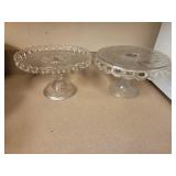 2 cake plates