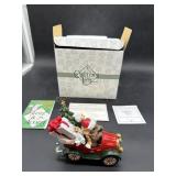 Fitz & Floyd ï¿½Charming Tailsï¿½ Holiday Figurine