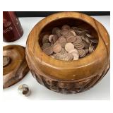 Boîte avec plus de 5 dollars en pièces de 1 cent