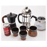 Lot pour café, dont Corning Ware cornflower,