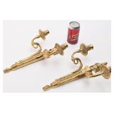 Paire de chandeliers muraux, en laiton