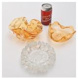 Vide-poches / cendriers, dont 2 en verre