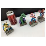 Lot de figurines de super-héros