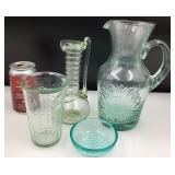 4 pièces de vaisselle, dont Royal Blass,