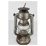 Nier Feuerhand Baby 275 Kerosene Lantern