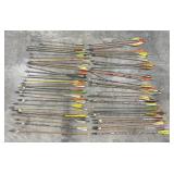 Lot of Dale Dye Arrows with Broadheads