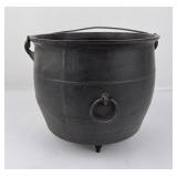Antique Cast Iron Ring Tripod Kettle