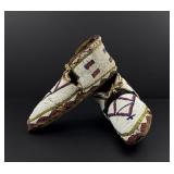 Plains Cree Native American Indian Moccasins