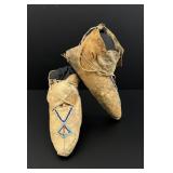 Plains Cree Native American Indian Moccasins