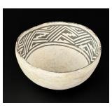 Zuni Anasazi Salado Roosevelt Black on White Bowl