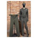 WW2 1st USMC Marine Corps Uniform Set