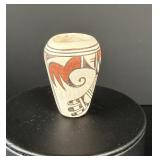 Loretta Navasie Hopi Pueblo Miniature Pot