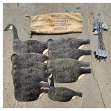 Johnsons Folding Goose Dupe A Goose Decoy Set