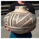 Massive Ancient Anasazi Snowflake Olla Jar