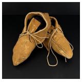 Pawnee Native American Indian Moccasins
