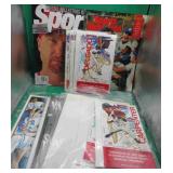 18x Toronto Blue Jays Items Magazines Programs