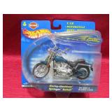 2000 Harley Davidson 1:18 Hotwheels Motorcycle MIB