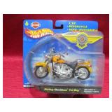 2000 Harley Davidson 1:18 Hotwheels Motorcycle MIB