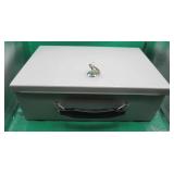Heavy Duty Lock Box / Safe With Key 12.5 x 8'