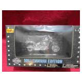 Harley Davidson 1:18 Maisto Millennium Edition MIB